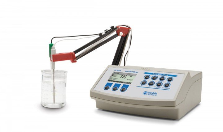 HANNA HI3220 pH ORP Benchtop Meter 1