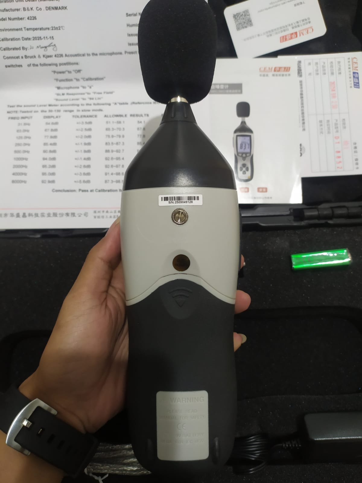CEM DT-8852 Sound Level Meter 2