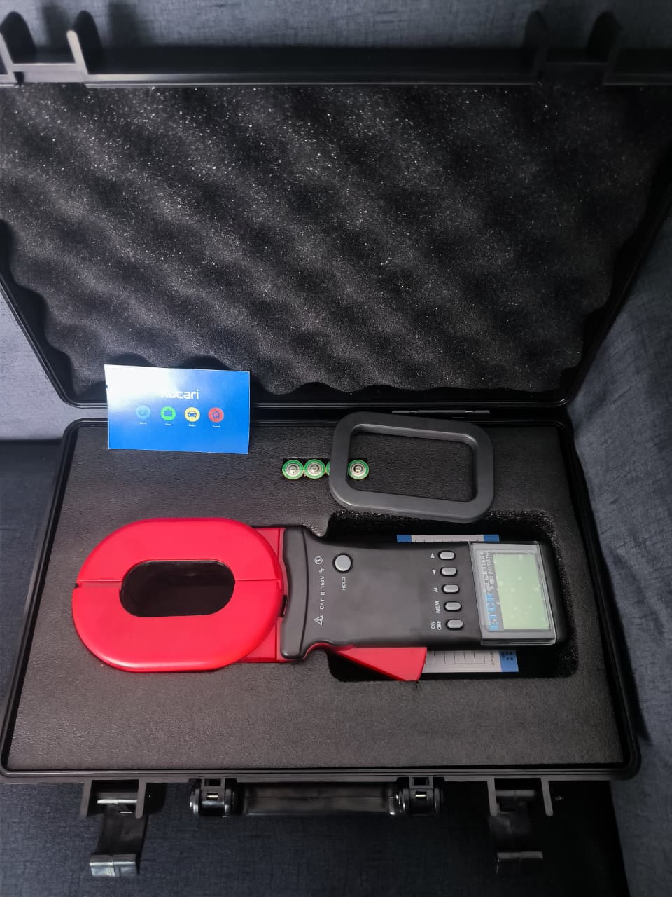 Clamp Earth Resistance Tester ETCR2000A+ 3