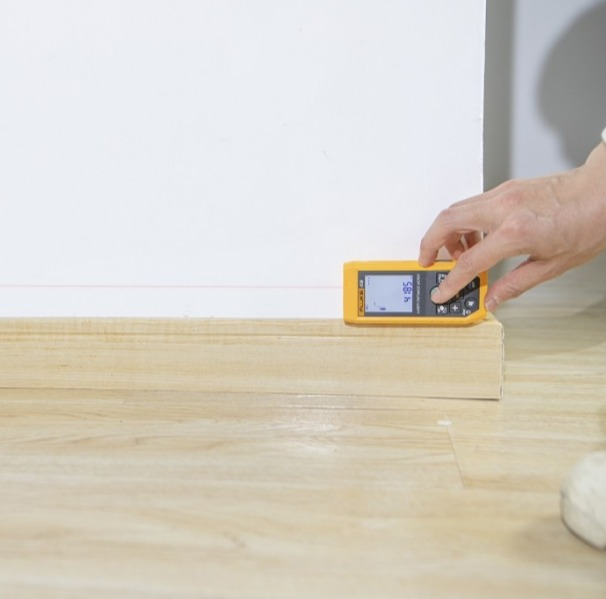 Fluke 406E Laser Distance Meter - Image 4