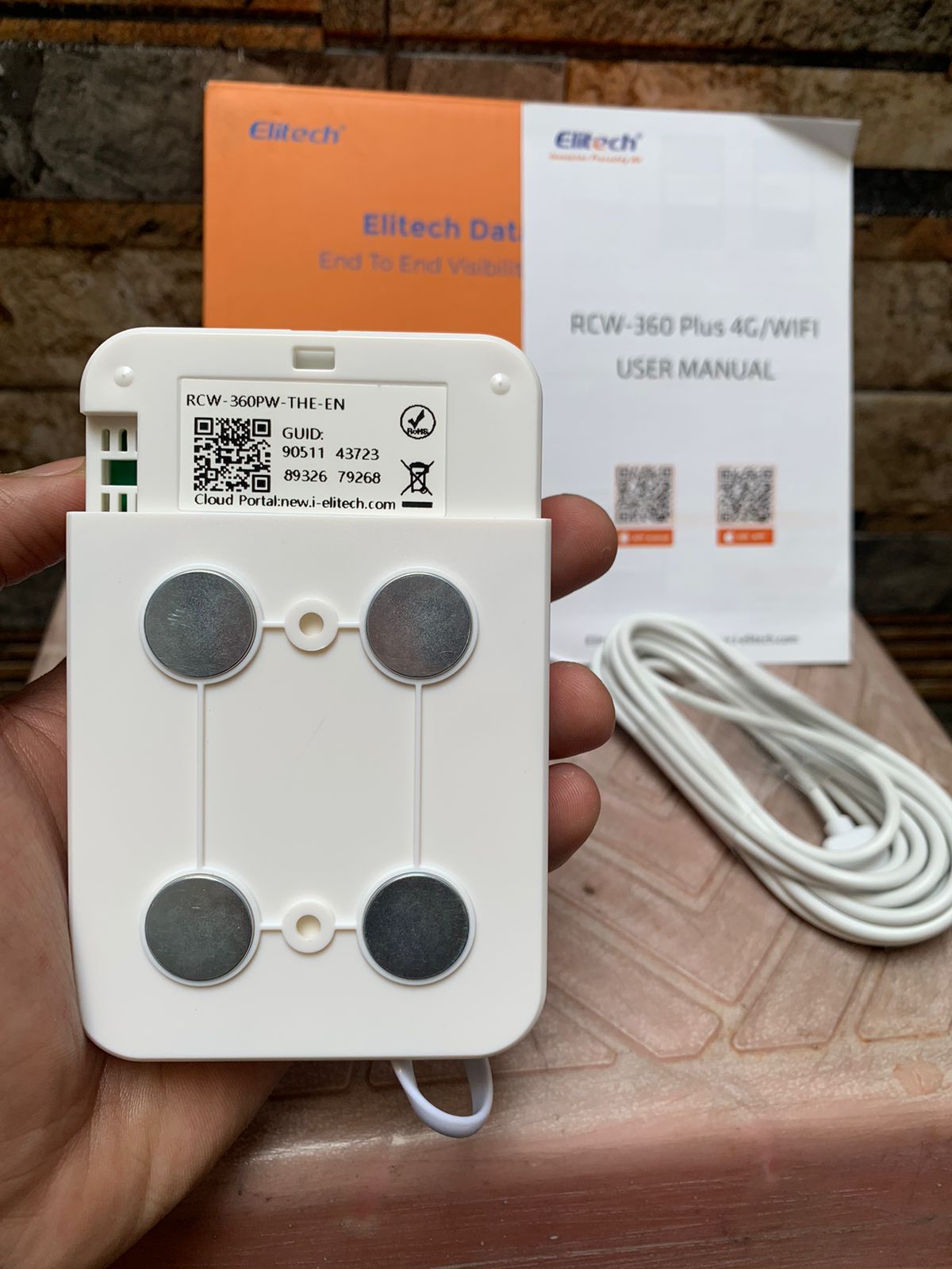 Elitech RCW-360 Plus WIFI Temperature&Humidity Data Logger - Image 3