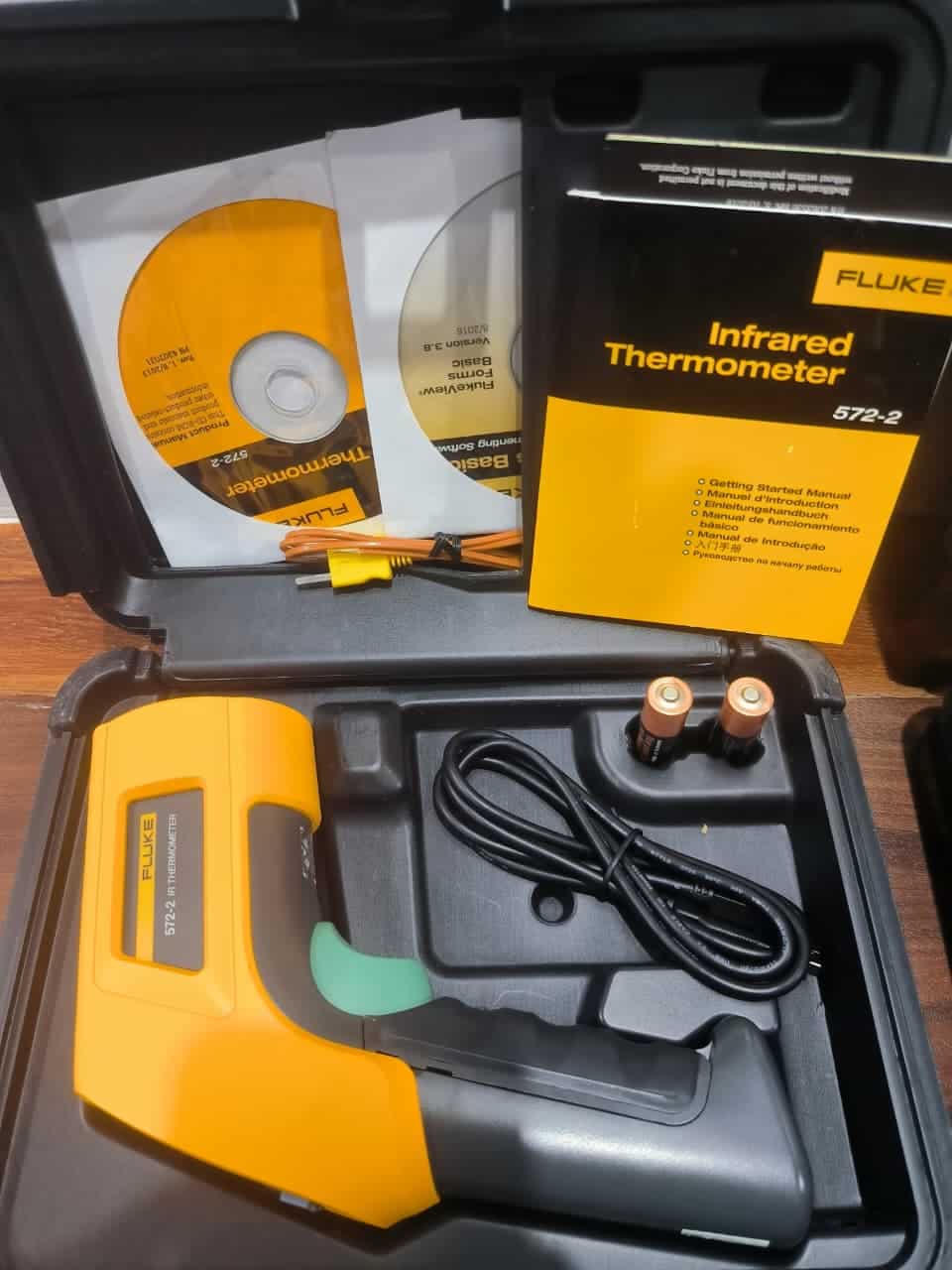 Fluke 572-2 thermometer infrared and contact 2